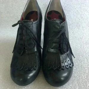 Max Studio Black Heeled Shoes Sz 7.5